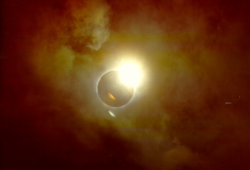 SoFi.jpg (247278 Byte)