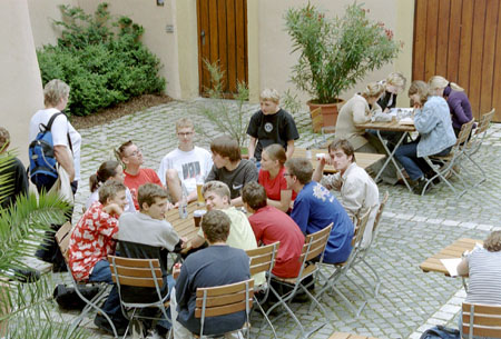 K2002_049