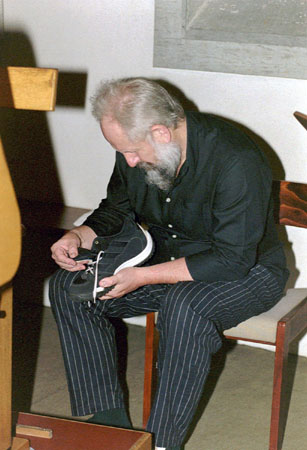 K2002_070