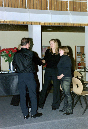 K2002_080