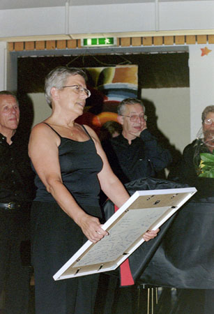 K2002_097