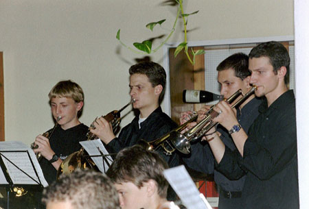 K2002_104